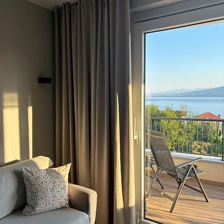 Primorka-apartmani Lavanda * Šilo