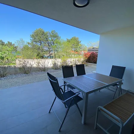 Primorka-apartmani Lavanda Silo (Krk)