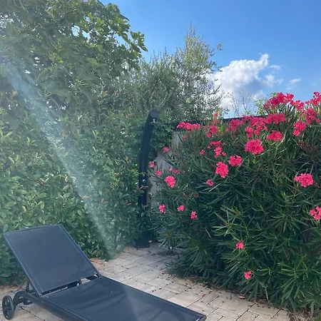 Primorka-apartmani Lavanda Apartment *