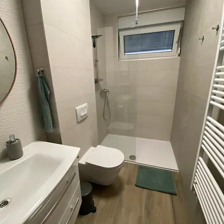 Primorka-apartmani Lavanda *