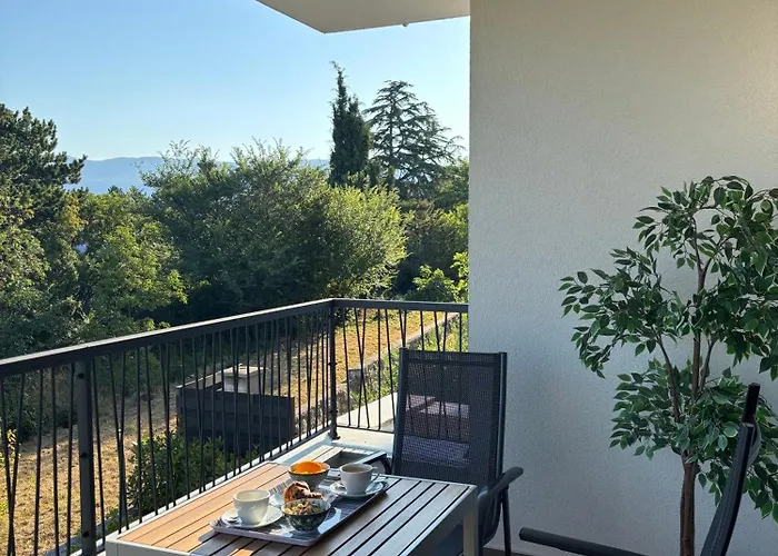Primorka-apartmani Lavanda *
